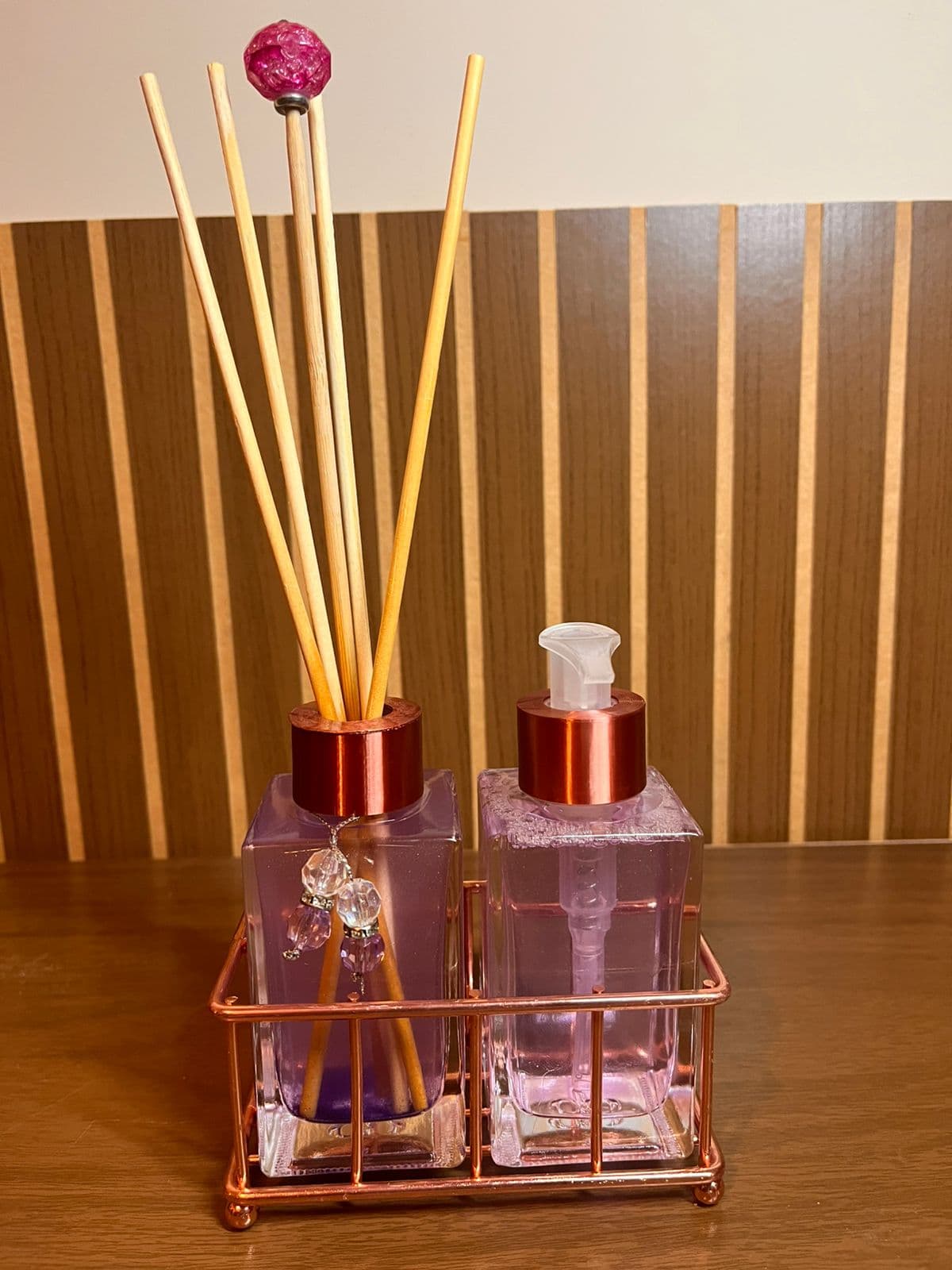 Kit Aromático Lavabo com aromatizador e sabonete líquido
