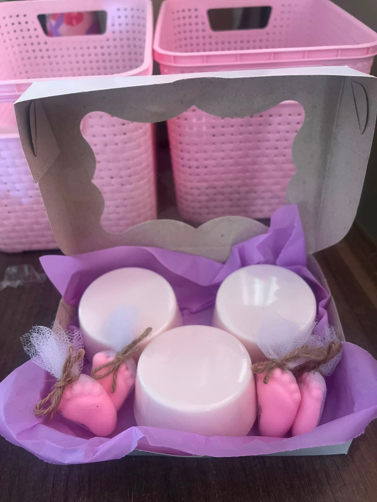 Kit de sabonetes artesanais com fragrância de bebê